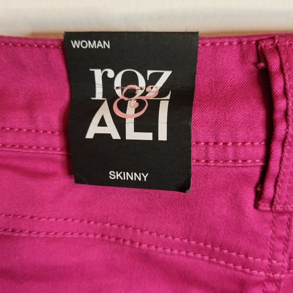 NWT roz & ALI womens Pink Stretch Denim Jeans, Size 20, woman skinny - Picture 4 of 9